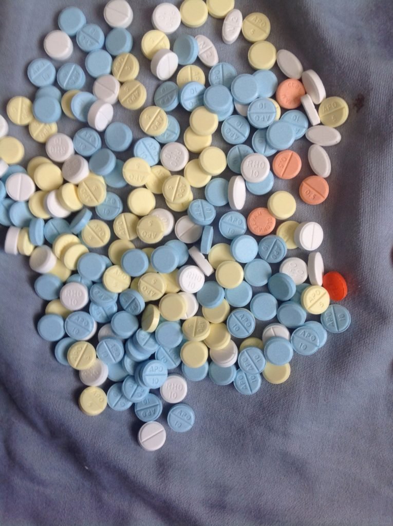 CHEA- DIAZEPAM-MAKING-LIFE-EASIER-HAPPIER-AND-PEACEFUL